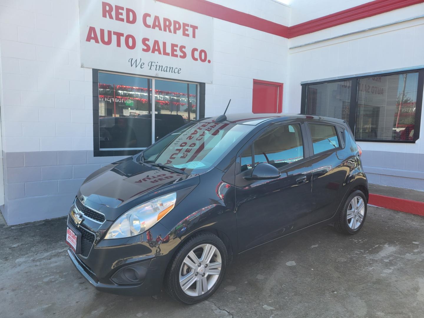 2015 BLACK Chevrolet Spark LS CVT (KL8CB6S98FC) with an 1.2L L4 16V DOHC engine, Continuously Variable Transmission transmission, located at 503 West Court, Seguin, TX, 78155, (830) 379-3373, 29.568621, -97.969803 - 2015 Chevrolet Spark LS CVT with a 1.2L L4 16V DOHC, Automatic, Tilt, AM/FM/AUX Stereo, Power Windows and Locks, Onstar Capability, Alloys Wheels, Rear Wiper, Rear Defroster and more!! - Photo#0